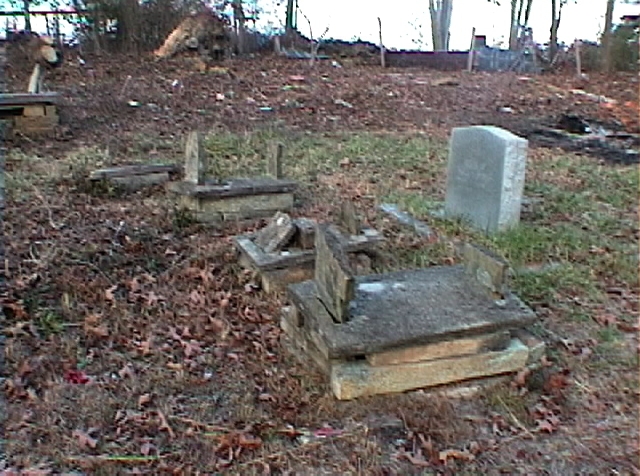 Browns Chapel Cemetery 04